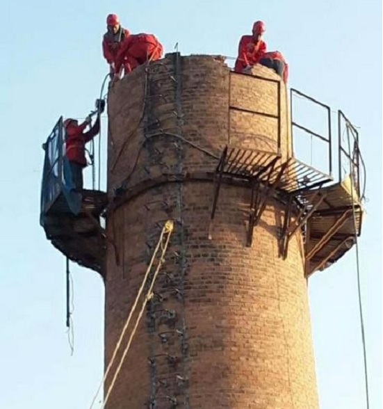 铜川烟囱拆除公司:精心设计与安全环保的双重保障